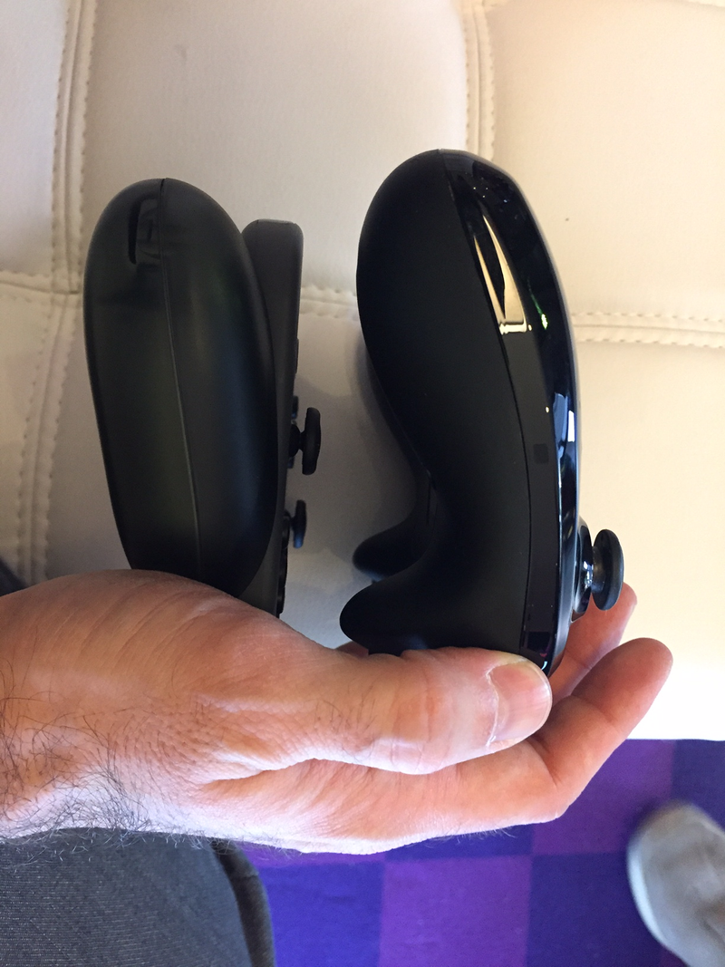 Illustration for article titled Nintendo Switch: The Size Comparison